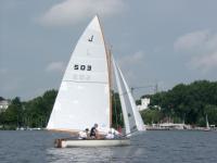 J503 vor Wind